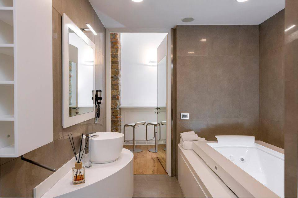 Colosseo Loft Con Jacuzzi Apartment Rome Luaran gambar